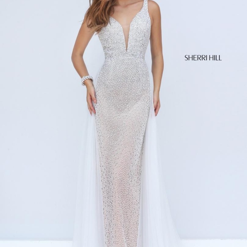 Stunning Sherri Hill Gown